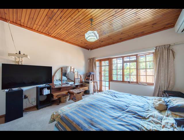 3 BEDROOM HOUSE FOR SALE IN BONZA BAY